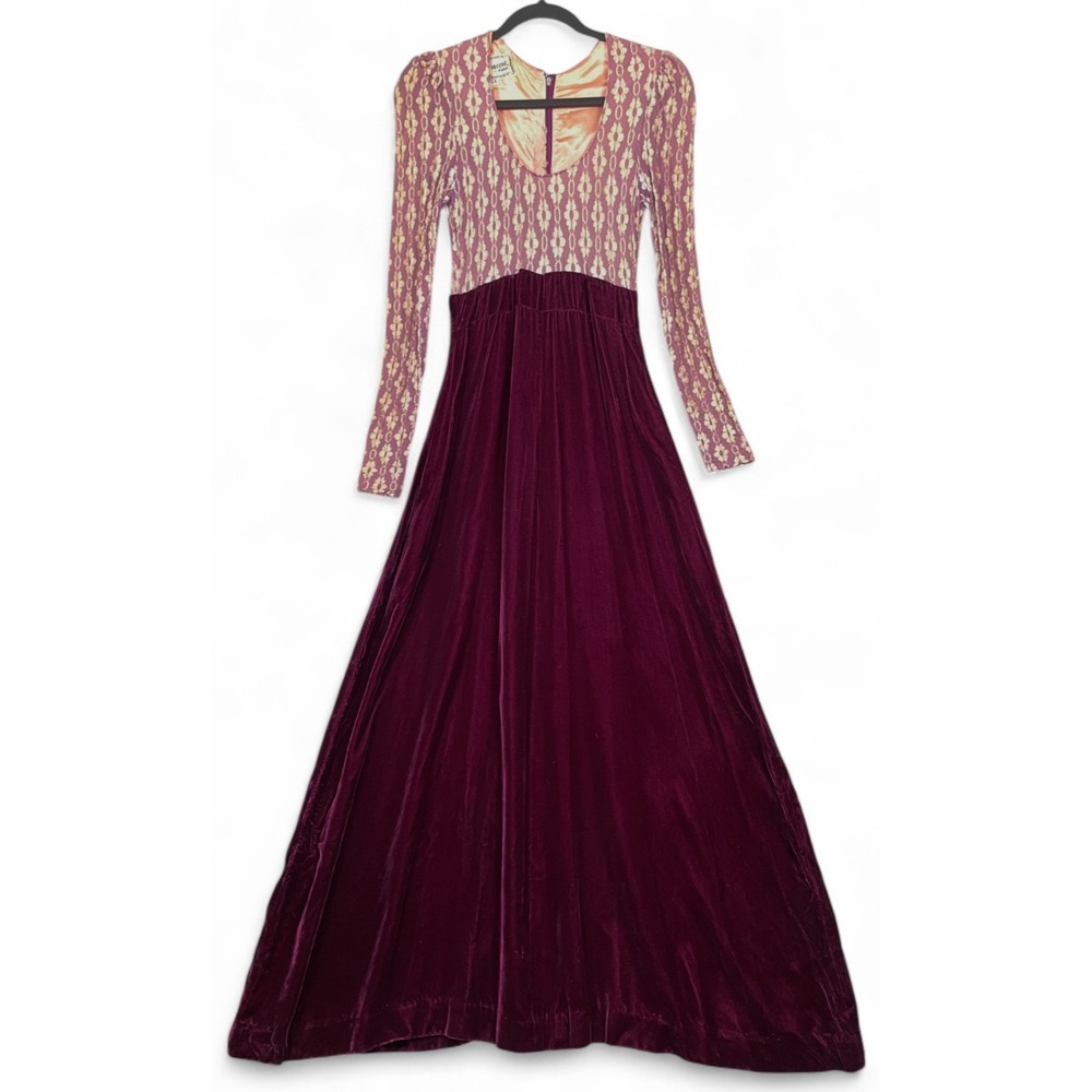 Vintage 1970s Young Innocent By Arpeja Maxi Dress Red 11 XS